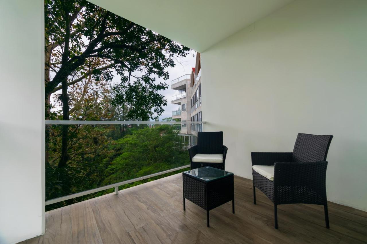 Hotel Balcon Del Parque